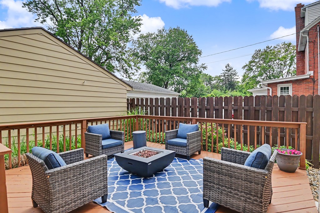 411 Davis Road, Mansfield, Ohio 44907, 3 Bedrooms Bedrooms, ,2 BathroomsBathrooms,Residential,For Sale,Davis Road,9073672