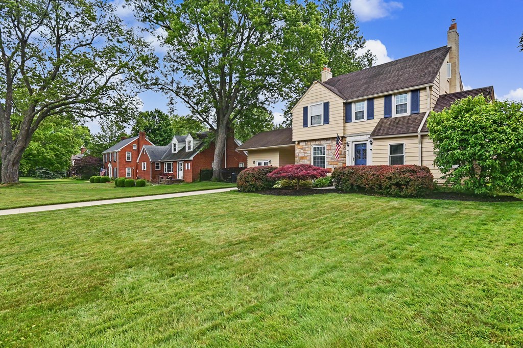 411 Davis Road, Mansfield, Ohio 44907, 3 Bedrooms Bedrooms, ,2 BathroomsBathrooms,Residential,For Sale,Davis Road,9073672
