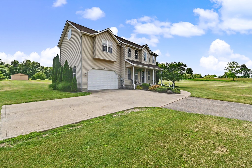 9400 Pleasant Valley, Mount Vernon, Ohio 43050, 4 Bedrooms Bedrooms, ,2 BathroomsBathrooms,Residential,For Sale,Pleasant Valley,9073695