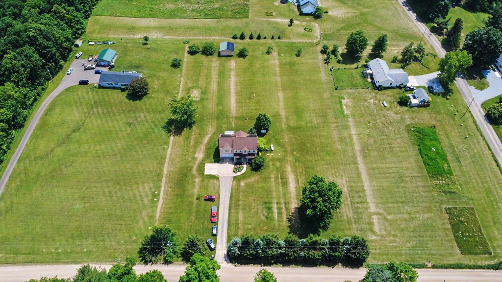 9400 Pleasant Valley, Mount Vernon, Ohio 43050, 4 Bedrooms Bedrooms, ,2 BathroomsBathrooms,Residential,For Sale,Pleasant Valley,9073695