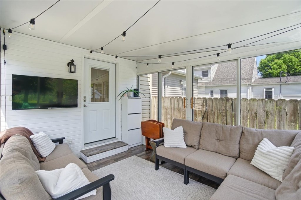 1322 Ashland Avenue, Columbus, Ohio 43212, 3 Bedrooms Bedrooms, ,1 BathroomBathrooms,Residential,For Sale,Ashland Avenue,9073698