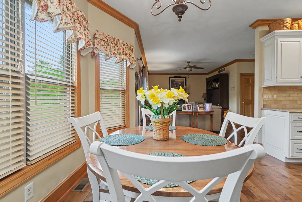 230 Clare Road, Mansfield, Ohio 44906, 4 Bedrooms Bedrooms, ,2 BathroomsBathrooms,Residential,For Sale,Clare Road,9073710