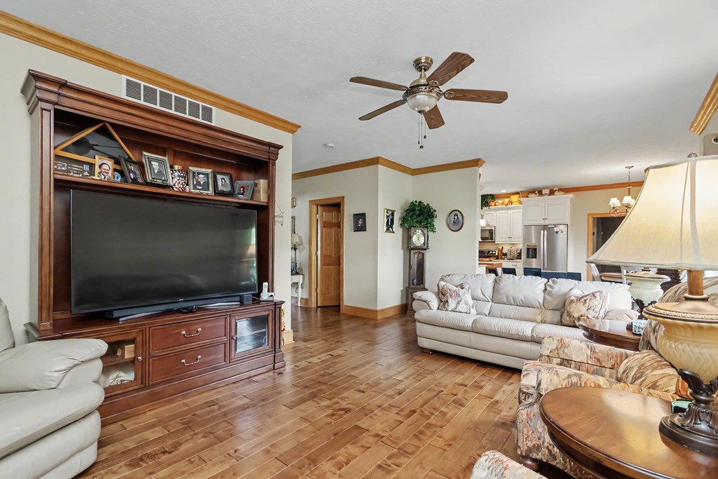 230 Clare Road, Mansfield, Ohio 44906, 4 Bedrooms Bedrooms, ,2 BathroomsBathrooms,Residential,For Sale,Clare Road,9073710