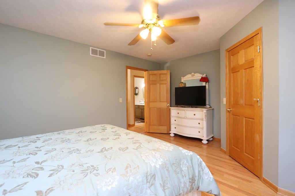 230 Clare Road, Mansfield, Ohio 44906, 4 Bedrooms Bedrooms, ,2 BathroomsBathrooms,Residential,For Sale,Clare Road,9073710