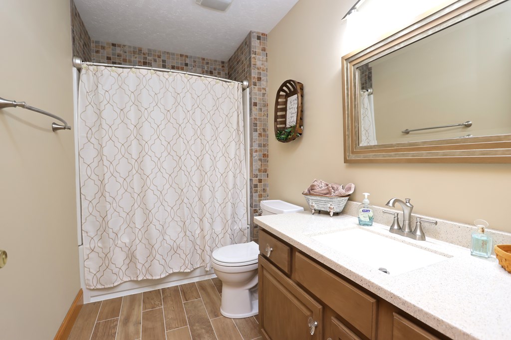 230 Clare Road, Mansfield, Ohio 44906, 4 Bedrooms Bedrooms, ,2 BathroomsBathrooms,Residential,For Sale,Clare Road,9073710