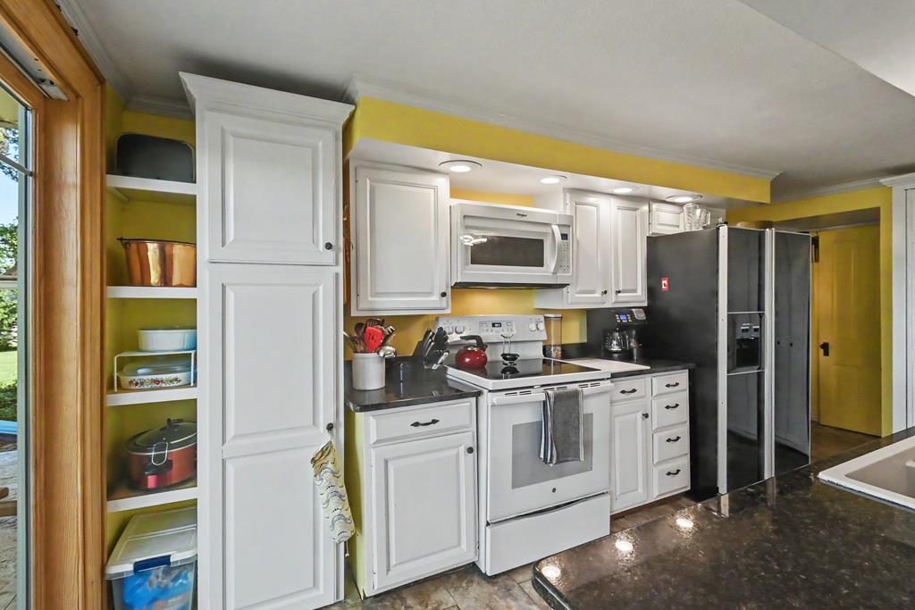 1411 Burnison Road, Ontario, Ohio 44903, 3 Bedrooms Bedrooms, ,1 BathroomBathrooms,Residential,For Sale,Burnison Road,9073716