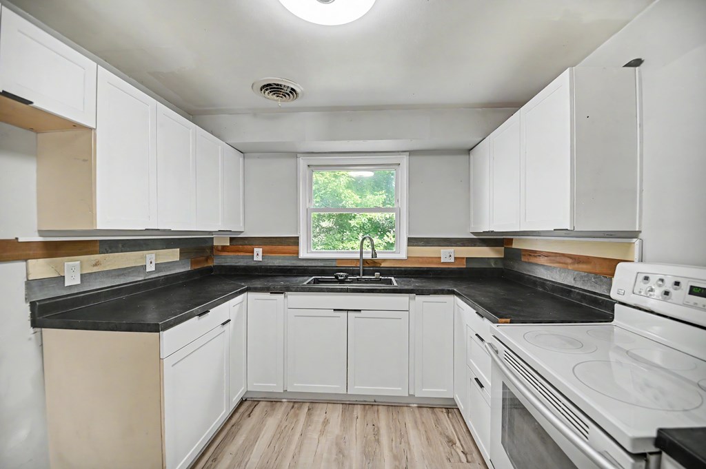 2291 E Lake Galion Road, Galion, Ohio 44833, 3 Bedrooms Bedrooms, ,1 BathroomBathrooms,Residential,For Sale,Lake Galion Road,9073717