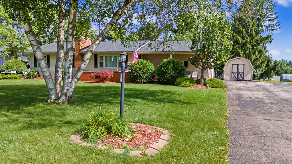 562 Fuhrer Avenue, Mansfield, Ohio 44904, 3 Bedrooms Bedrooms, ,1 BathroomBathrooms,Residential,For Sale,Fuhrer Avenue,9073738