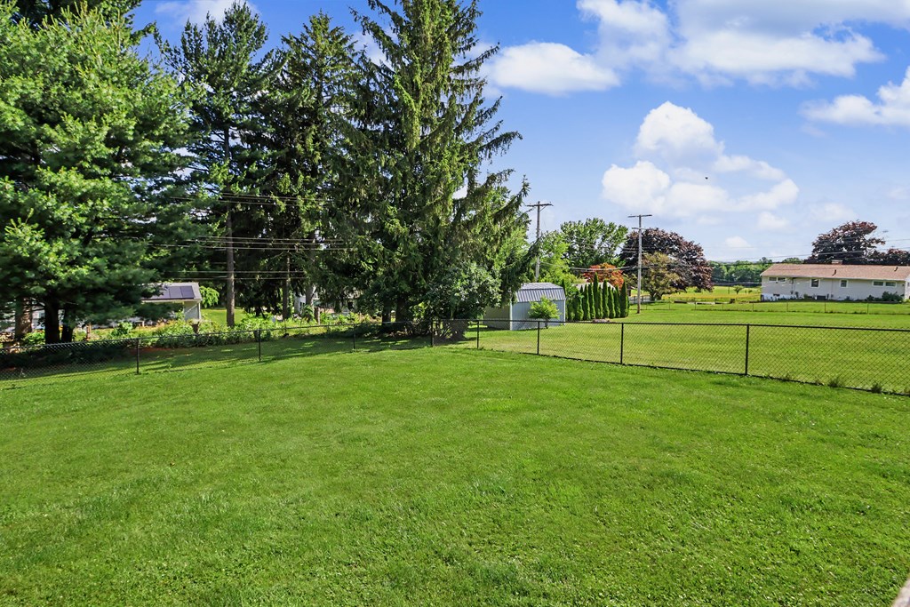 562 Fuhrer Avenue, Mansfield, Ohio 44904, 3 Bedrooms Bedrooms, ,1 BathroomBathrooms,Residential,For Sale,Fuhrer Avenue,9073738