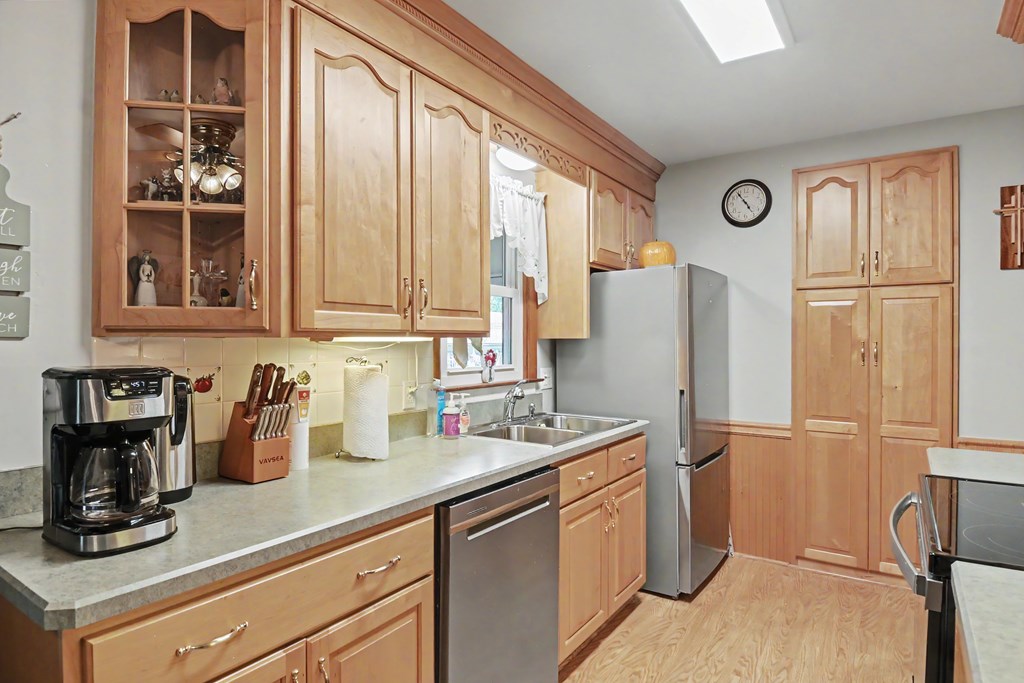 700 Willowcrest Lane, Galion, Ohio 44833, 3 Bedrooms Bedrooms, ,2 BathroomsBathrooms,Residential,For Sale,Willowcrest Lane,9073745 700 Willowcrest Lane, Galion, Ohio 44833, 3 Bedrooms Bedrooms, ,2 BathroomsBathrooms,Residential,For Sale,Willowcrest Lane,9073745