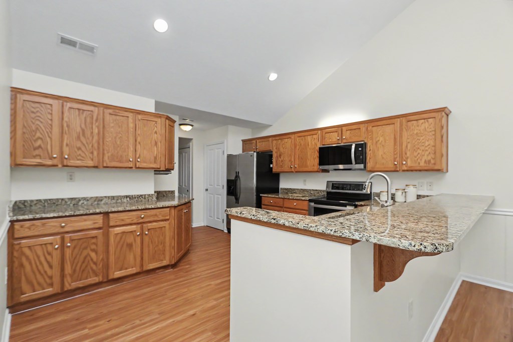 1302 Bridgewater Way North, Mansfield, Ohio 44906, 2 Bedrooms Bedrooms, ,2 BathroomsBathrooms,Residential,For Sale,Bridgewater Way North,9073749