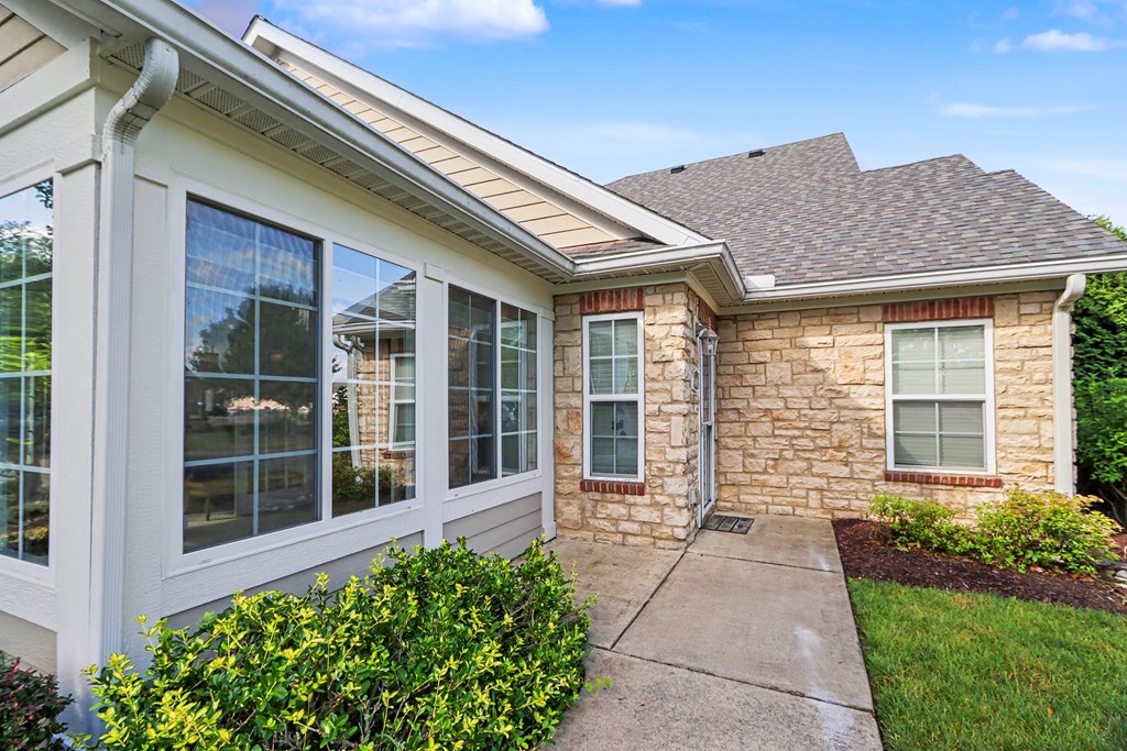 1302 Bridgewater Way North, Mansfield, Ohio 44906, 2 Bedrooms Bedrooms, ,2 BathroomsBathrooms,Residential,For Sale,Bridgewater Way North,9073749