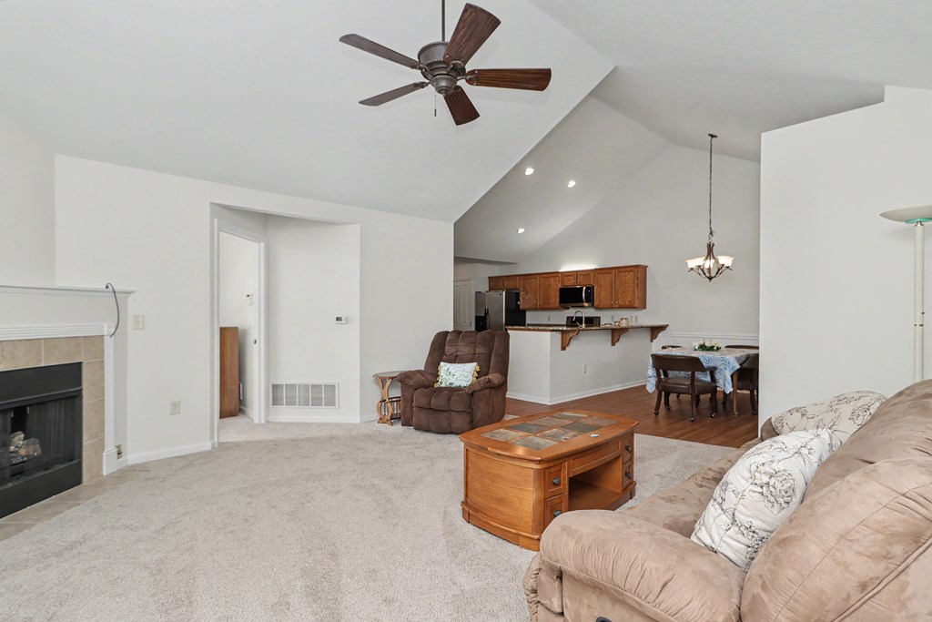 1302 Bridgewater Way North, Mansfield, Ohio 44906, 2 Bedrooms Bedrooms, ,2 BathroomsBathrooms,Residential,For Sale,Bridgewater Way North,9073749