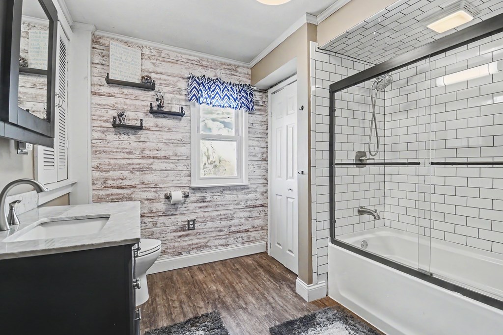 421 W Oakwood Avenue, Bucyrus, Ohio 44820, 3 Bedrooms Bedrooms, ,2 BathroomsBathrooms,Residential,For Sale,Oakwood Avenue,9073750