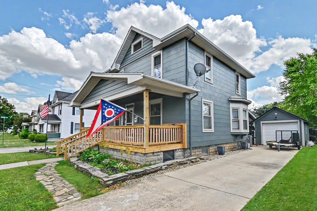 421 W Oakwood Avenue, Bucyrus, Ohio 44820, 3 Bedrooms Bedrooms, ,2 BathroomsBathrooms,Residential,For Sale,Oakwood Avenue,9073750