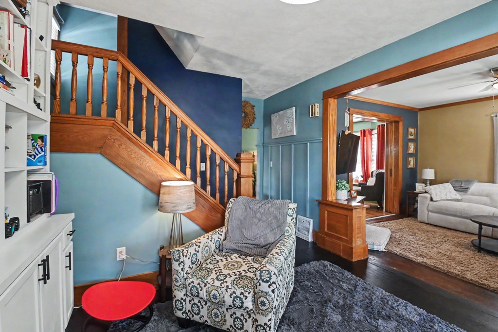 421 W Oakwood Avenue, Bucyrus, Ohio 44820, 3 Bedrooms Bedrooms, ,2 BathroomsBathrooms,Residential,For Sale,Oakwood Avenue,9073750