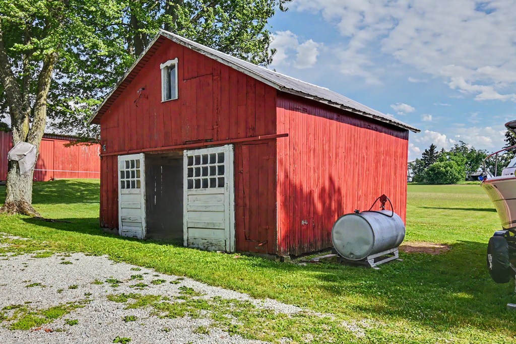 5124 State Route 4, Bucyrus, Ohio 44820, 4 Bedrooms Bedrooms, ,2 BathroomsBathrooms,Residential,For Sale,State Route 4,9073760