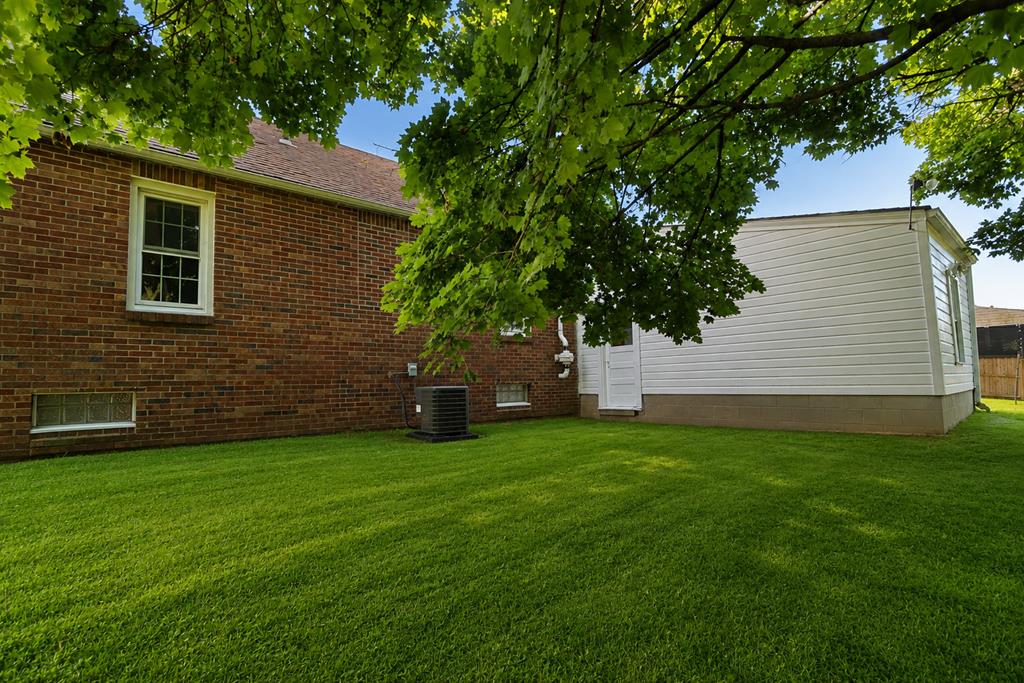 395 Indiana Avenue, Mansfield, Ohio 44905, 2 Bedrooms Bedrooms, ,1 BathroomBathrooms,Residential,For Sale,Indiana Avenue,9073762