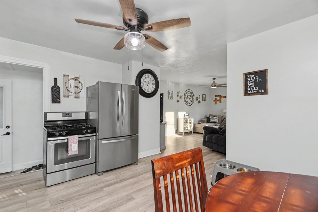 395 Indiana Avenue, Mansfield, Ohio 44905, 2 Bedrooms Bedrooms, ,1 BathroomBathrooms,Residential,For Sale,Indiana Avenue,9073762
