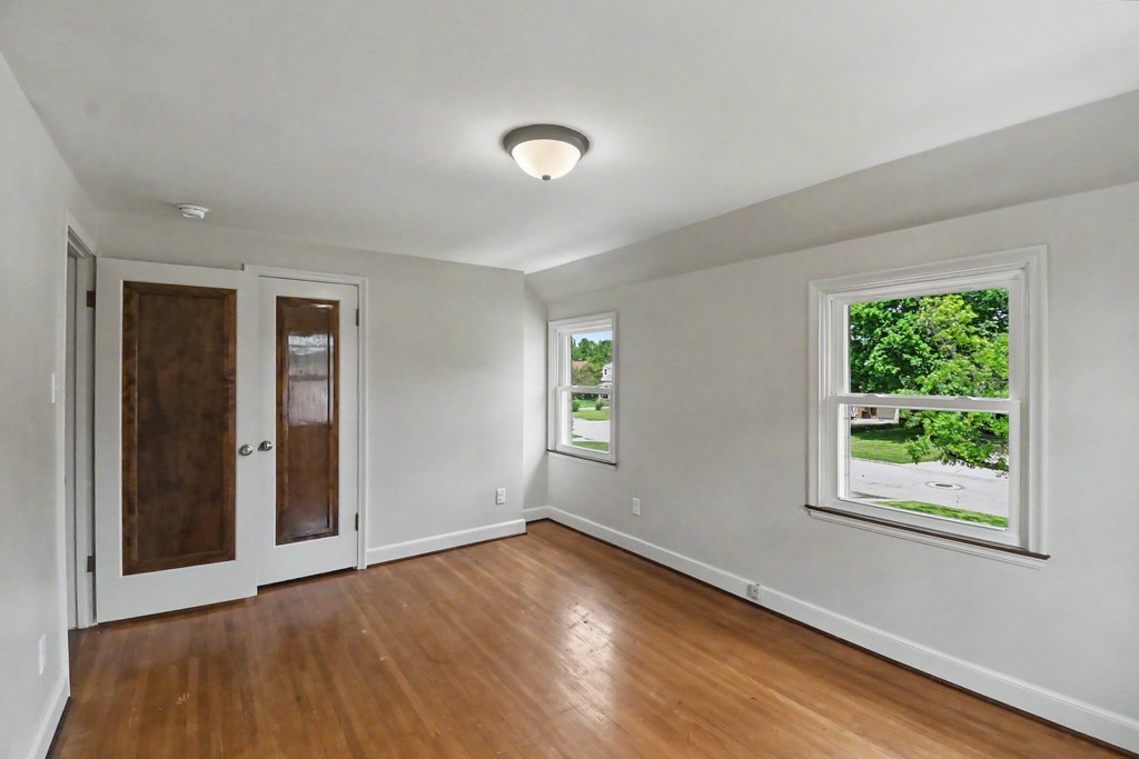 645 Yale Drive, Mansfield, Ohio 44907, 3 Bedrooms Bedrooms, ,1 BathroomBathrooms,Residential,For Sale,Yale Drive,9073792
