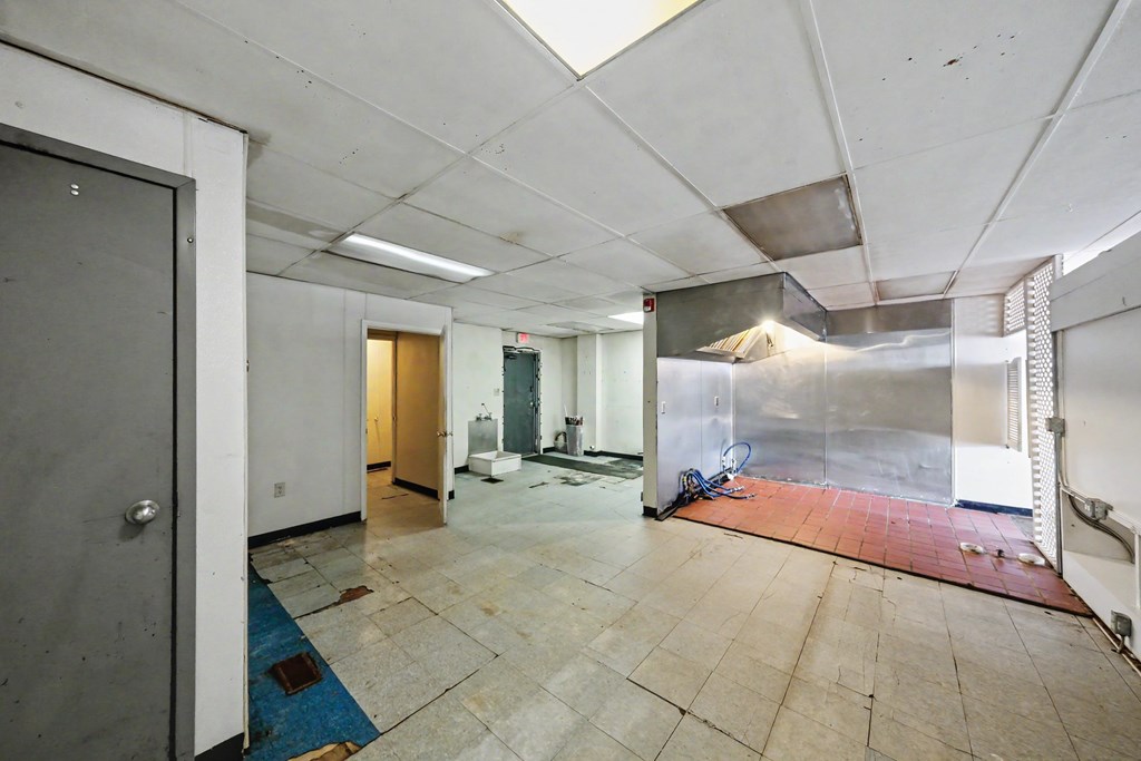 889 Ashland Road, Mansfield, Ohio 44905, ,Commercial Sale,For Sale,Ashland Road,9073795