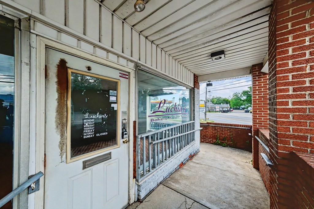 889 Ashland Road, Mansfield, Ohio 44905, ,Commercial Sale,For Sale,Ashland Road,9073795