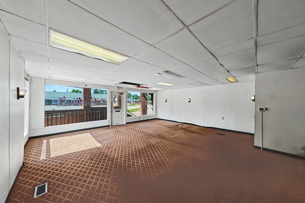 889 Ashland Road, Mansfield, Ohio 44905, ,Commercial Sale,For Sale,Ashland Road,9073795