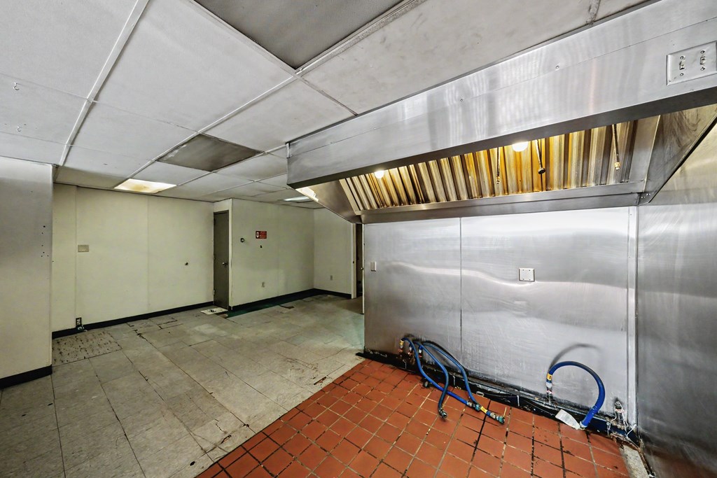 889 Ashland Road, Mansfield, Ohio 44905, ,Commercial Sale,For Sale,Ashland Road,9073795
