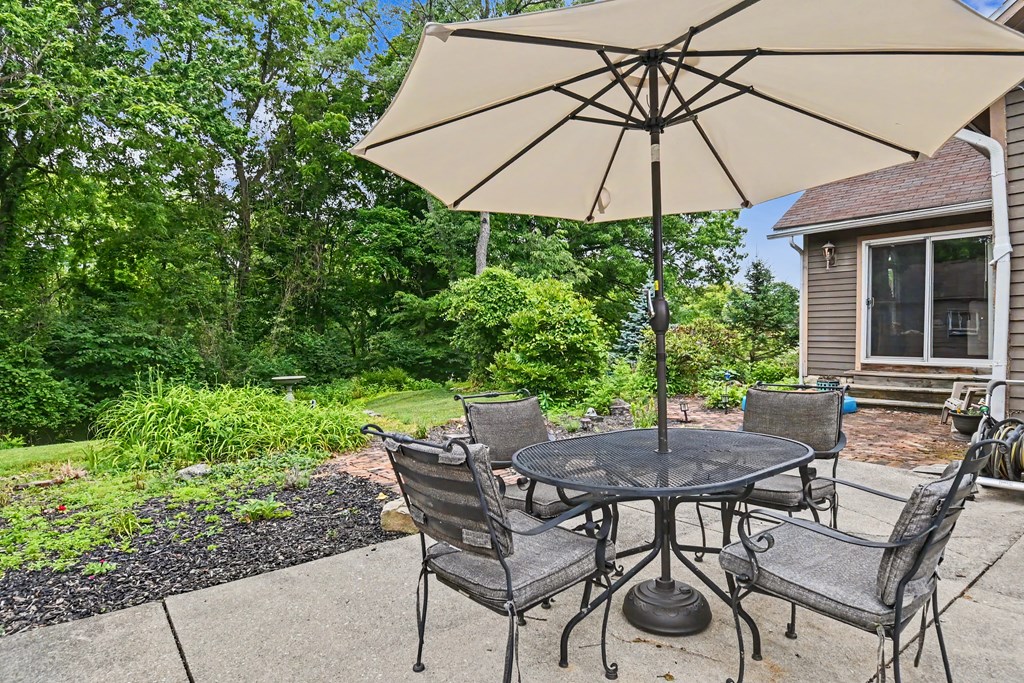 85 Elm Street, Norwalk, Ohio 44857, 4 Bedrooms Bedrooms, ,2 BathroomsBathrooms,Residential,For Sale,Elm Street,9073779
