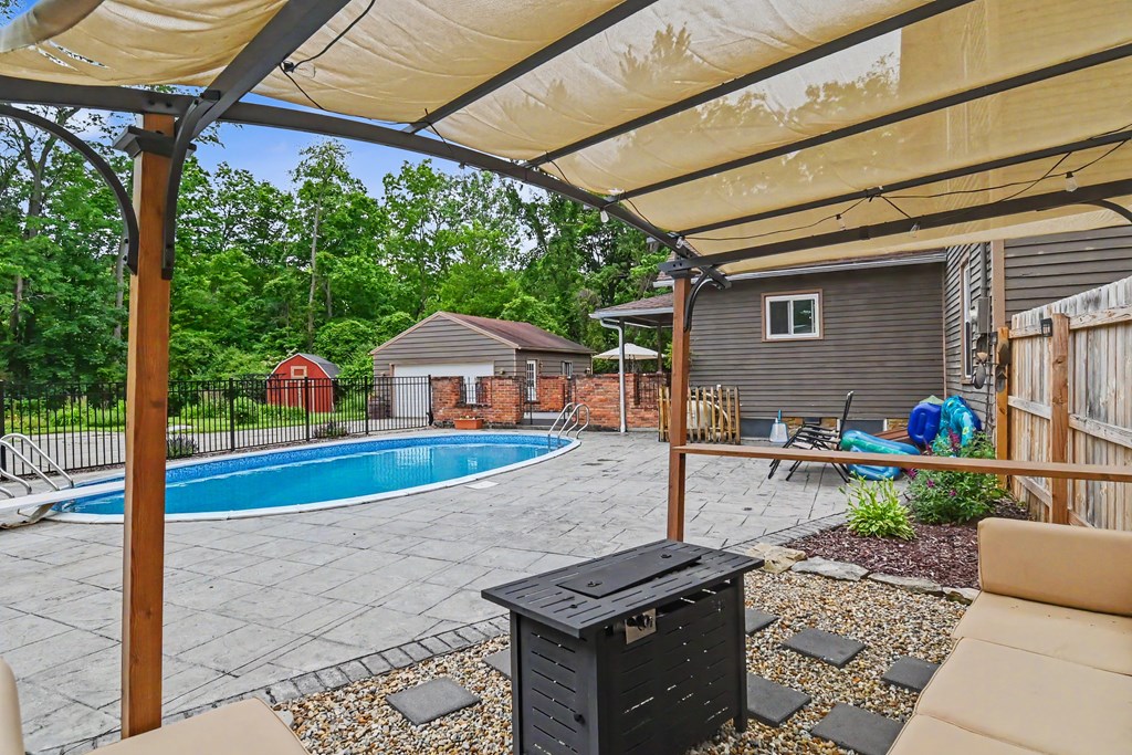 85 Elm Street, Norwalk, Ohio 44857, 4 Bedrooms Bedrooms, ,2 BathroomsBathrooms,Residential,For Sale,Elm Street,9073779