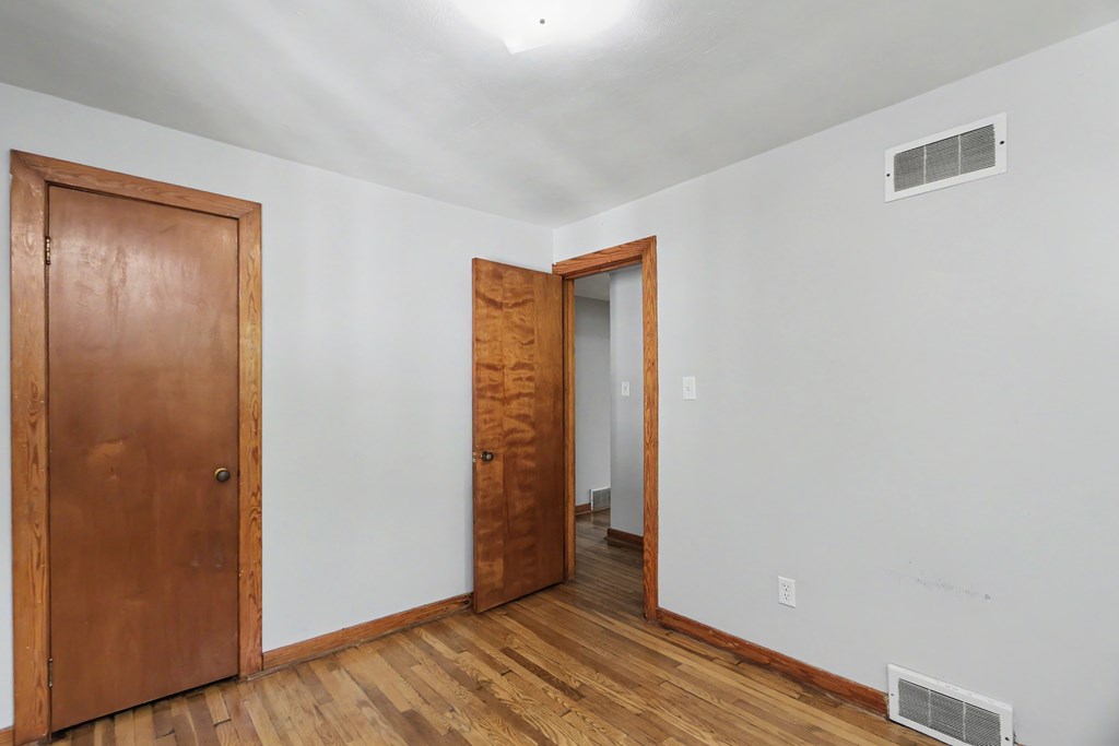 1103 Rogers Street, Bucyrus, Ohio 44820, 3 Bedrooms Bedrooms, ,1 BathroomBathrooms,Residential,For Sale,Rogers Street,9073780
