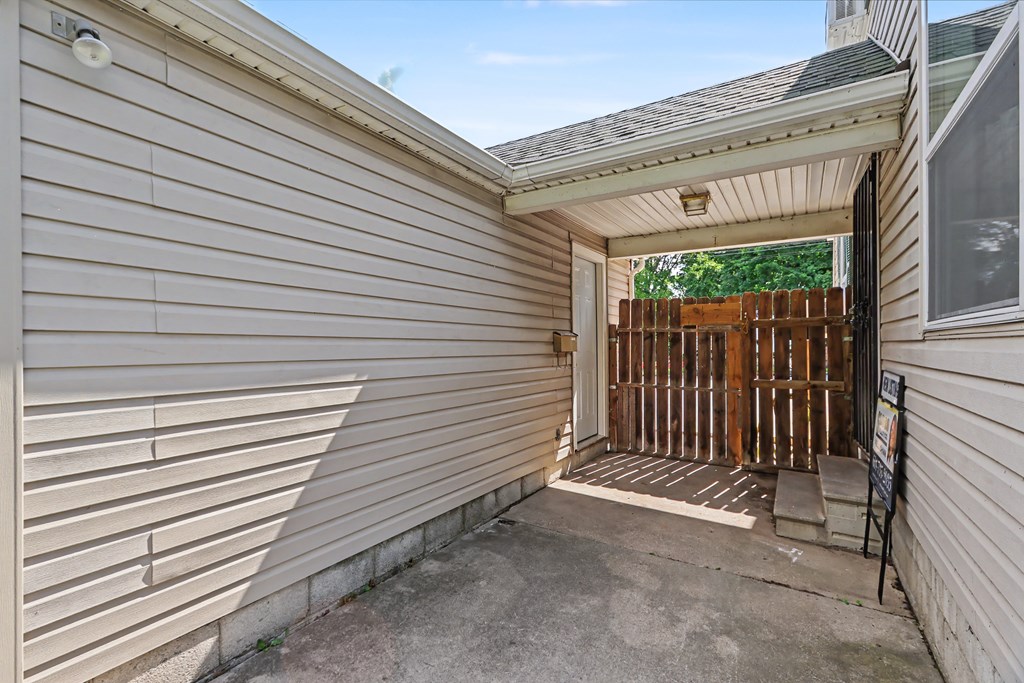 21 Jennings Court, Shelby, Ohio 44875, 3 Bedrooms Bedrooms, ,1 BathroomBathrooms,Residential,For Sale,Jennings Court,9073804