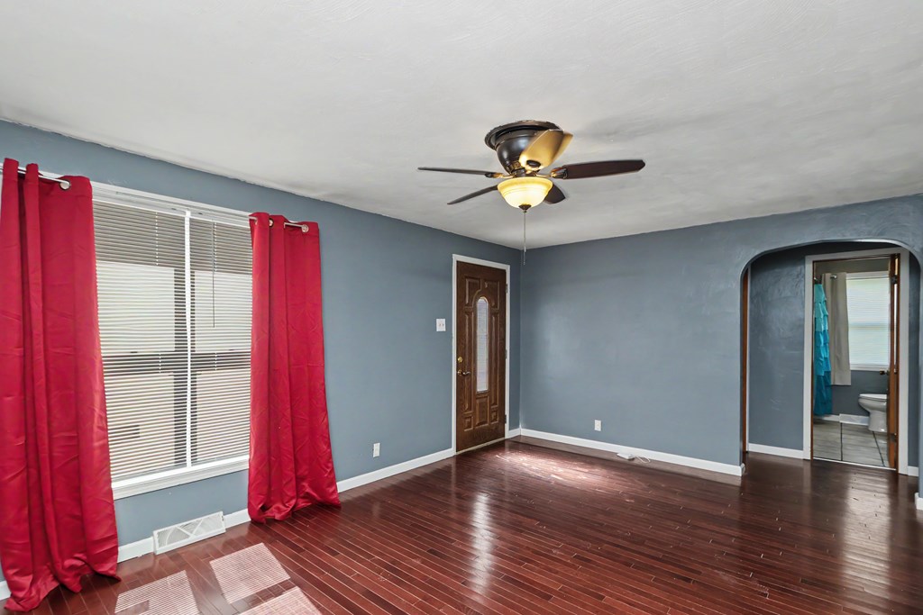 21 Jennings Court, Shelby, Ohio 44875, 3 Bedrooms Bedrooms, ,1 BathroomBathrooms,Residential,For Sale,Jennings Court,9073804