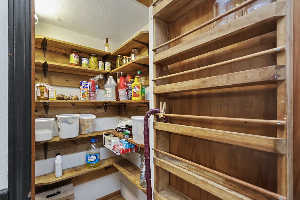 2444 Kings Corners Road East, Mansfield, Ohio 44904, 3 Bedrooms Bedrooms, ,2 BathroomsBathrooms,Residential,For Sale,Kings Corners Road East,9073811