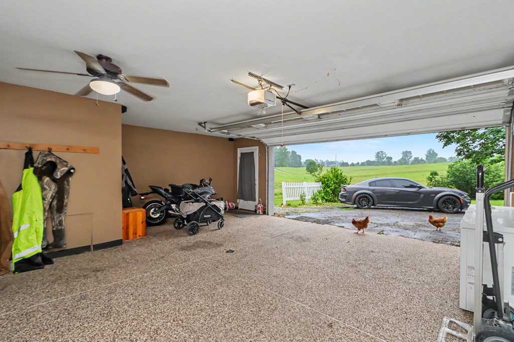 2444 Kings Corners Road East, Mansfield, Ohio 44904, 3 Bedrooms Bedrooms, ,2 BathroomsBathrooms,Residential,For Sale,Kings Corners Road East,9073811