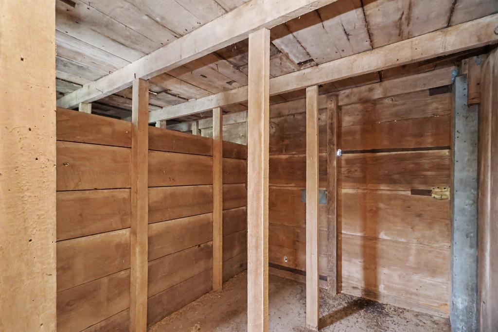 2444 Kings Corners Road East, Mansfield, Ohio 44904, 3 Bedrooms Bedrooms, ,2 BathroomsBathrooms,Residential,For Sale,Kings Corners Road East,9073811