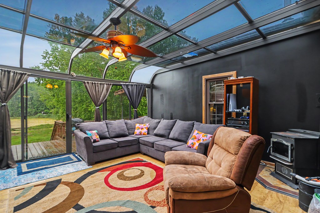2444 Kings Corners Road East, Mansfield, Ohio 44904, 3 Bedrooms Bedrooms, ,2 BathroomsBathrooms,Residential,For Sale,Kings Corners Road East,9073811