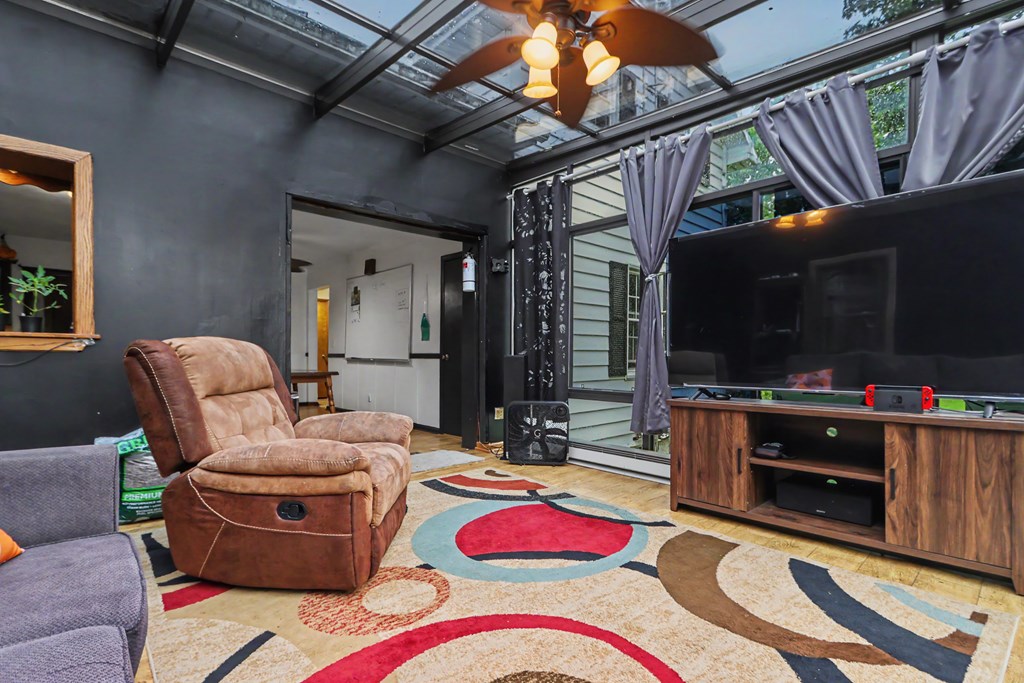 2444 Kings Corners Road East, Mansfield, Ohio 44904, 3 Bedrooms Bedrooms, ,2 BathroomsBathrooms,Residential,For Sale,Kings Corners Road East,9073811