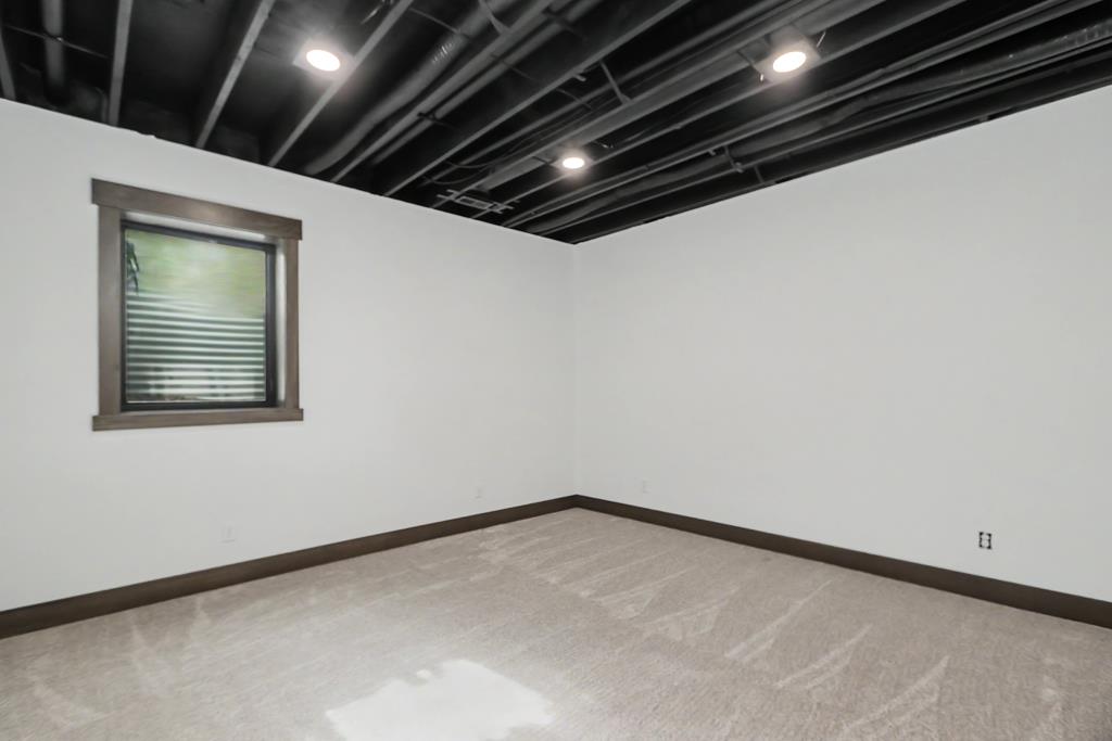 17100 North Liberty Road, Fredericktown, Ohio 43019, 6 Bedrooms Bedrooms, ,4 BathroomsBathrooms,Residential,For Sale,North Liberty Road,9073812