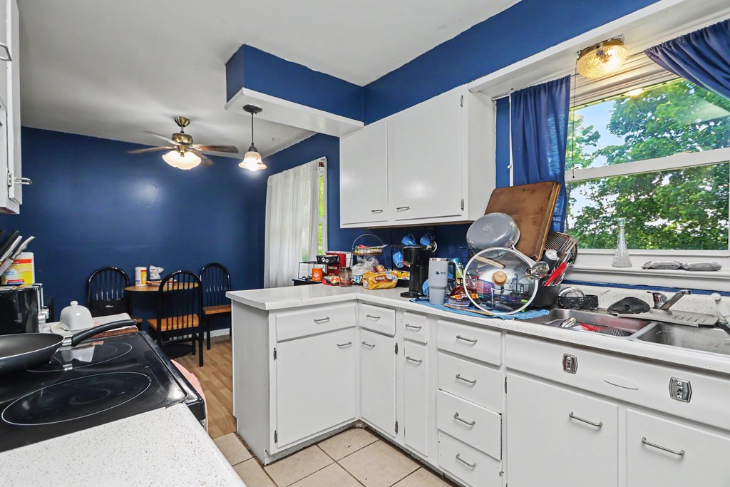 598 Rosedale Ave, Mansfield, Ohio 44905, 3 Bedrooms Bedrooms, ,1 BathroomBathrooms,Residential,For Sale,Rosedale Ave,9073813