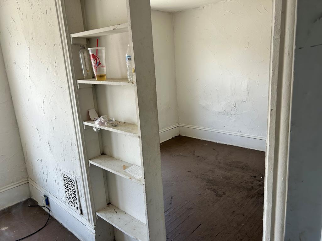 152 -156 Third Street, Mansfield, Ohio 44902, 4 Bedrooms Bedrooms, ,Residential Income,For Sale,-156 Third Street,9073822