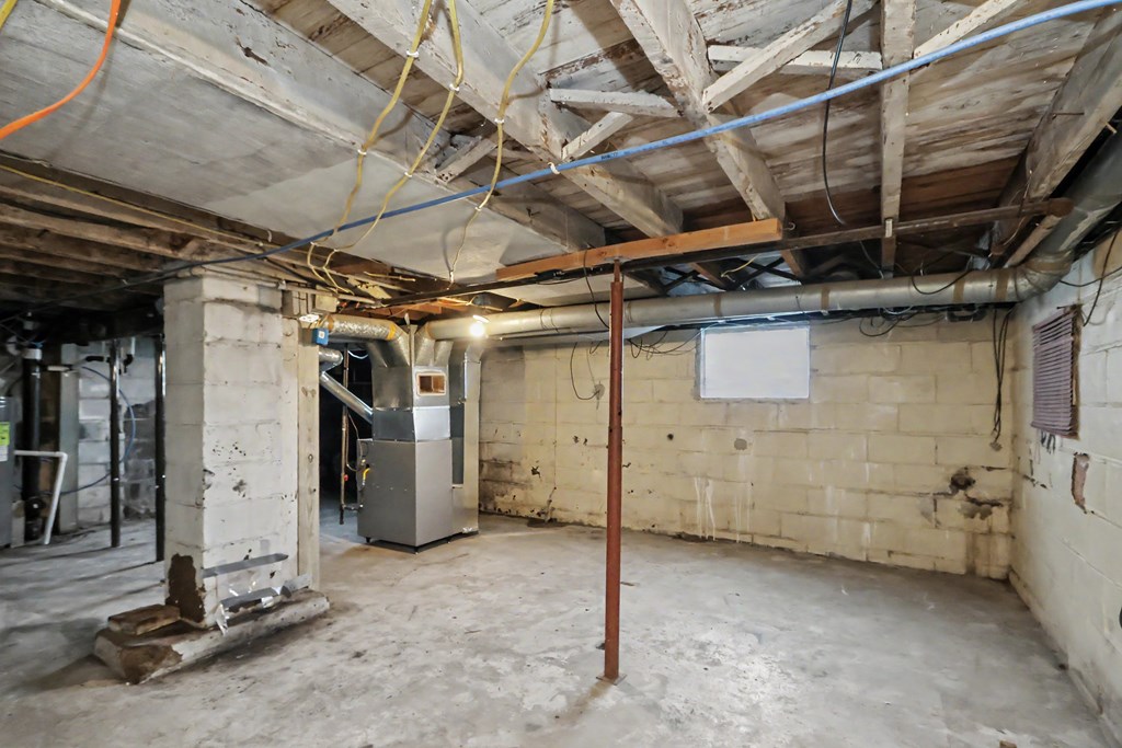 121 -125 Ford Street, Mansfield, Ohio 44903, 2 Bedrooms Bedrooms, ,1 BathroomBathrooms,Residential,For Sale,-125 Ford Street,9073821
