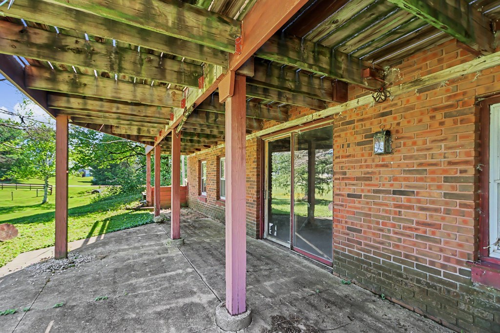 11 Countryside Drive North, Greenwich, Ohio 44837, 3 Bedrooms Bedrooms, ,2 BathroomsBathrooms,Residential,For Sale,Countryside Drive North,9073835