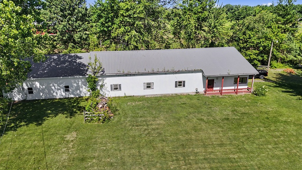 11 Countryside Drive North, Greenwich, Ohio 44837, 3 Bedrooms Bedrooms, ,2 BathroomsBathrooms,Residential,For Sale,Countryside Drive North,9073835