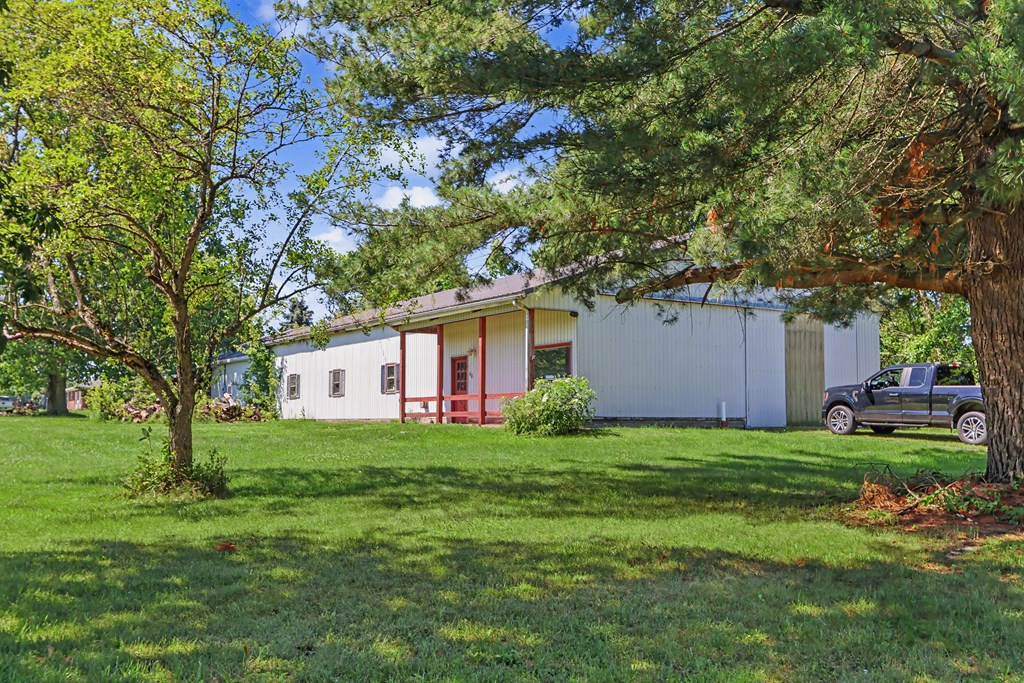 11 Countryside Drive North, Greenwich, Ohio 44837, 3 Bedrooms Bedrooms, ,2 BathroomsBathrooms,Residential,For Sale,Countryside Drive North,9073835