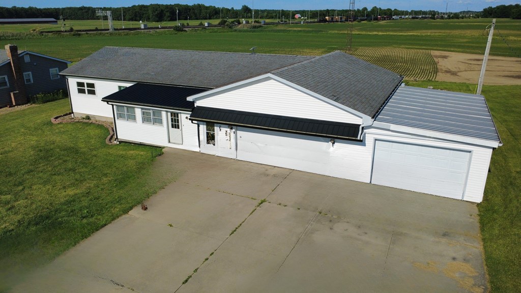 2758 Section Line Road 30 South, Willard, Ohio 44890, 3 Bedrooms Bedrooms, ,1 BathroomBathrooms,Residential,For Sale,Section Line Road 30 South,9073836