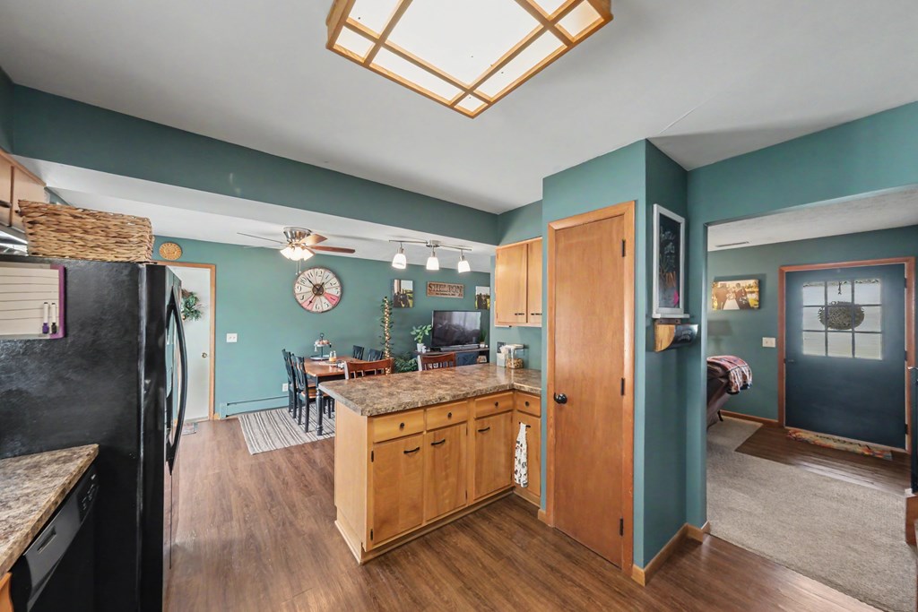 825 Victoria Drive, Bucyrus, Ohio 44820, 4 Bedrooms Bedrooms, ,2 BathroomsBathrooms,Residential,For Sale,Victoria Drive,9073842 825 Victoria Drive, Bucyrus, Ohio 44820, 4 Bedrooms Bedrooms, ,2 BathroomsBathrooms,Residential,For Sale,Victoria Drive,9073842