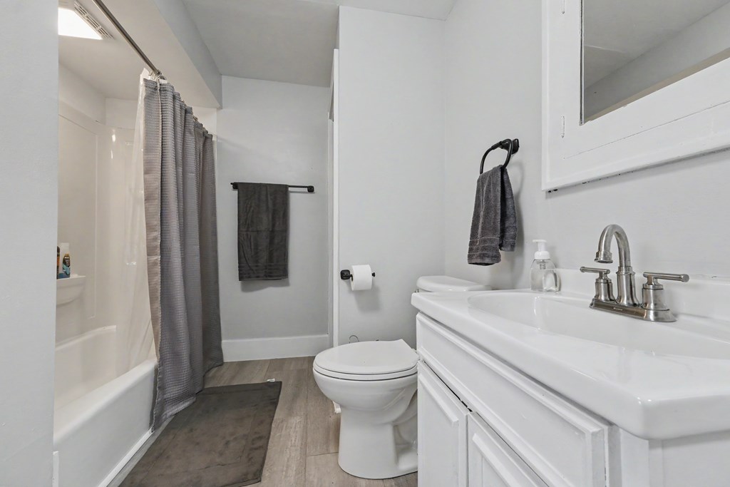 529 Fulton Street, Port Clinton, Ohio 43452, 4 Bedrooms Bedrooms, ,1 BathroomBathrooms,Residential,For Sale,Fulton Street,9073848