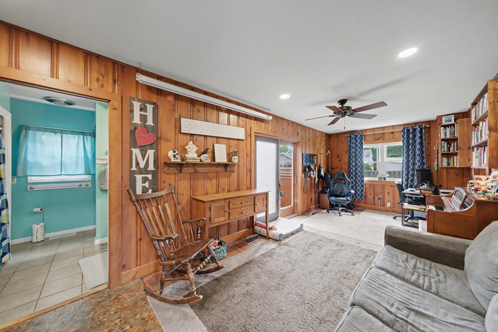43 West Elm Street, Norwalk, Ohio 44857, 3 Bedrooms Bedrooms, ,2 BathroomsBathrooms,Residential,For Sale,West Elm Street,9073852