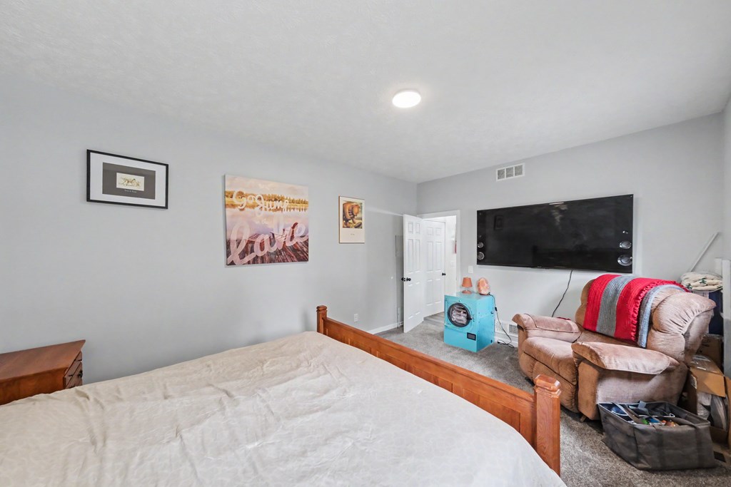 5549 State Route 19, Bucyrus, Ohio 44820, 5 Bedrooms Bedrooms, ,3 BathroomsBathrooms,Residential,For Sale,State Route 19,9073862